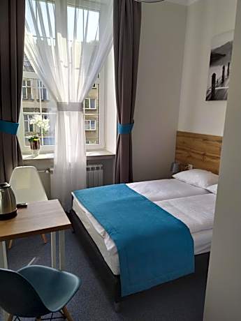 Twin Room with Bathroom