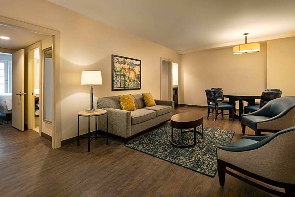 Embassy Suites by Hilton New Orleans