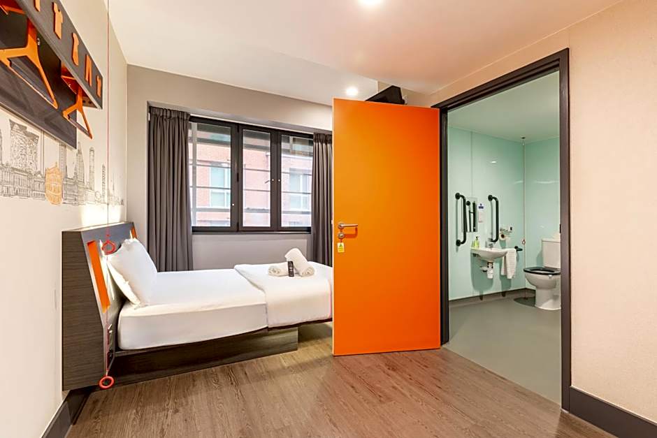 easyHotel Birmingham