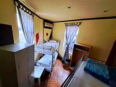 Bed in 4-Bed Mixed Dormitory Room