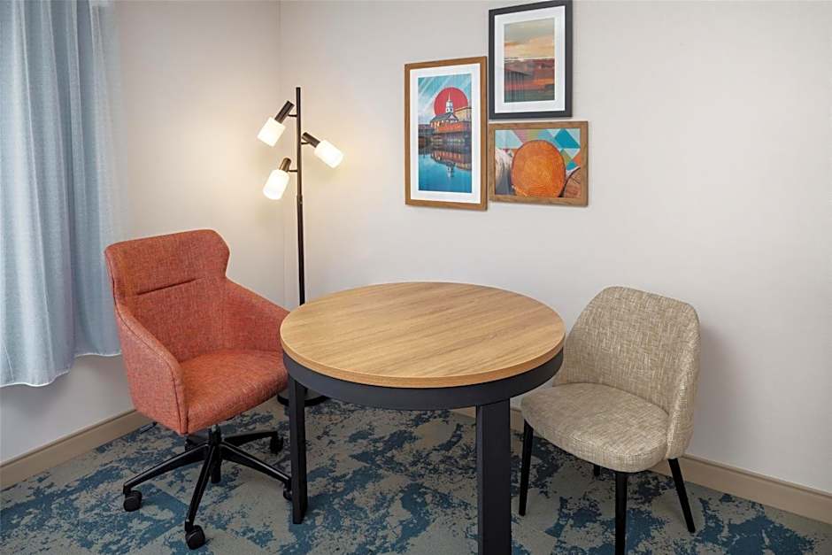 Hampton Inn By Hilton Nashua