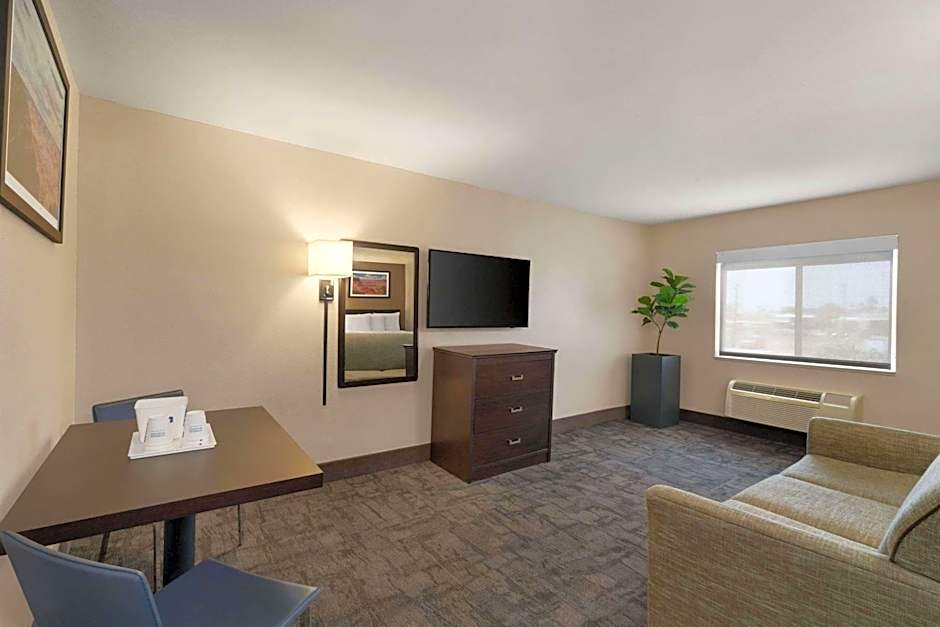 Travelodge by Wyndham Lake Havasu