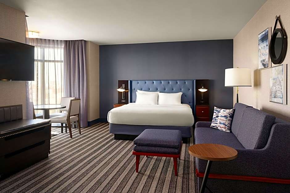 Courtyard by Marriott Boston Brookline