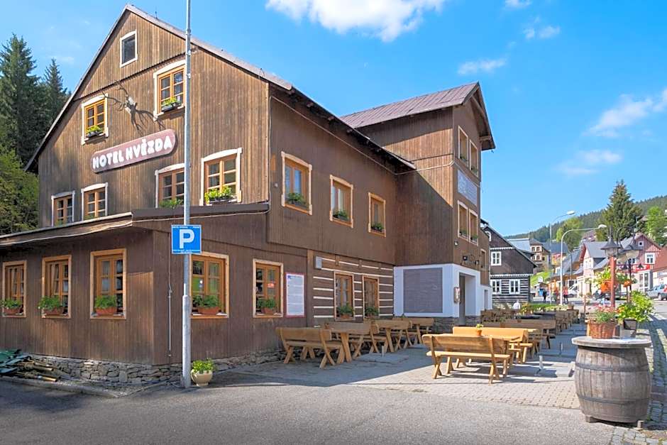 Hotel Hvezda