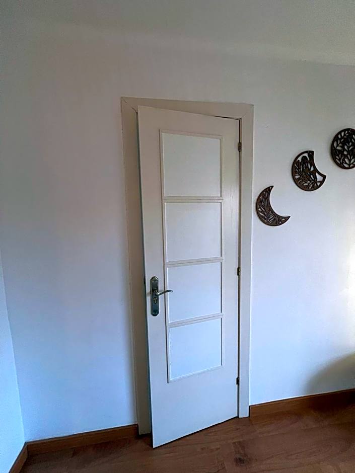 Private Double Room in a Shared Penthouse with Patios
