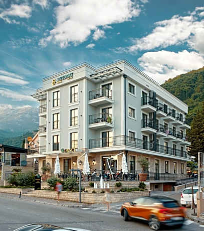 Hotel Diplomat by Aycon