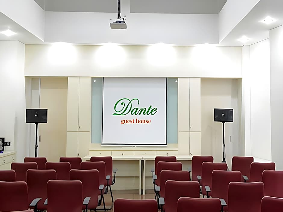 Dante Guesthouse Bali