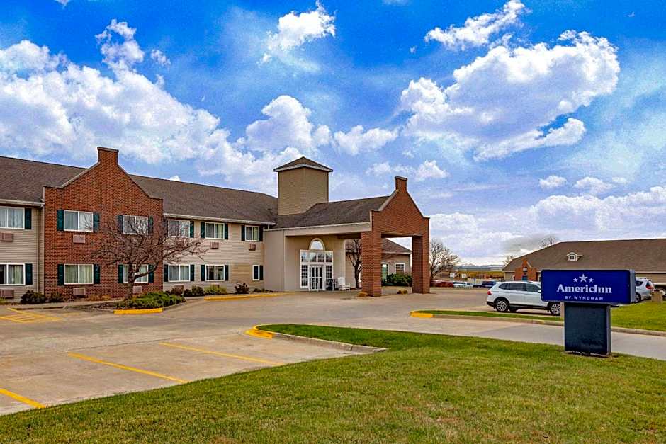 AmericInn by Wyndham Pella