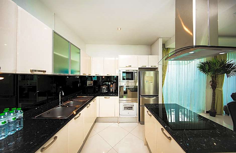 Hollywood Pool Villa Jomtien Beach