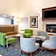 Holiday Inn Express and Suites Lincoln City By IHG