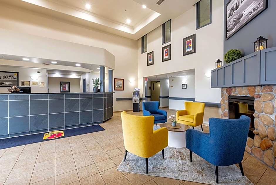 Super 8 by Wyndham Truro NS