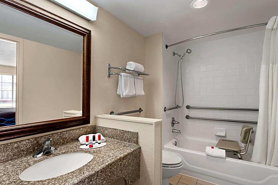 Super 8 by Wyndham Gulfport Near Biloxi