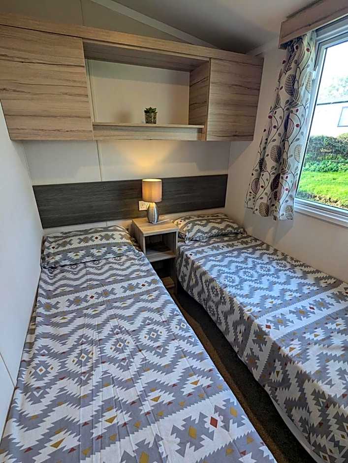 Swift Loire Holiday Home sleeps 6 Haven Littlesea