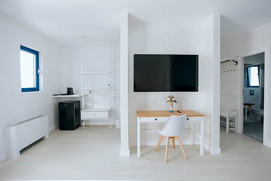 WPO - WILD PIKE OASIS