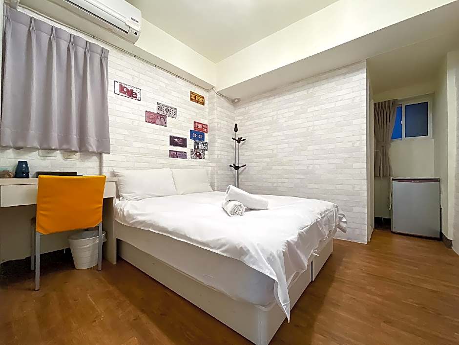 Fengjia Space – Taichung, KY