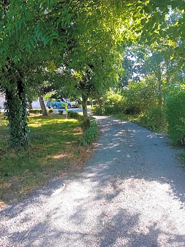 Annaswood B&B & Tours