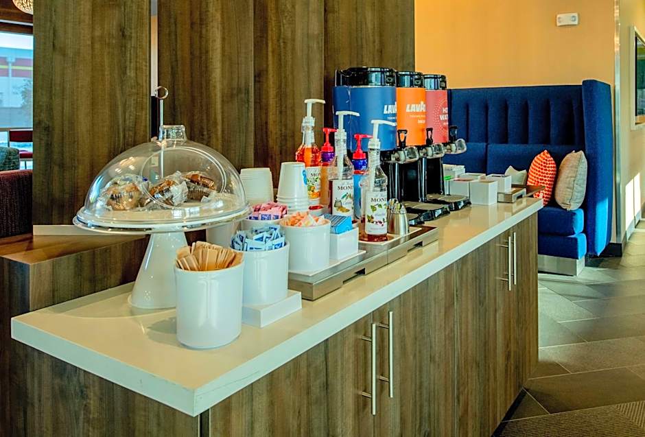 Tru by Hilton the Colony