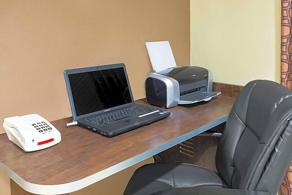 Microtel Inn & Suites By Wyndham Ozark