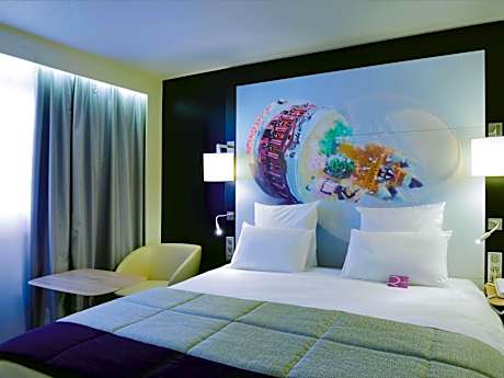 Standard Room with King Size Bed