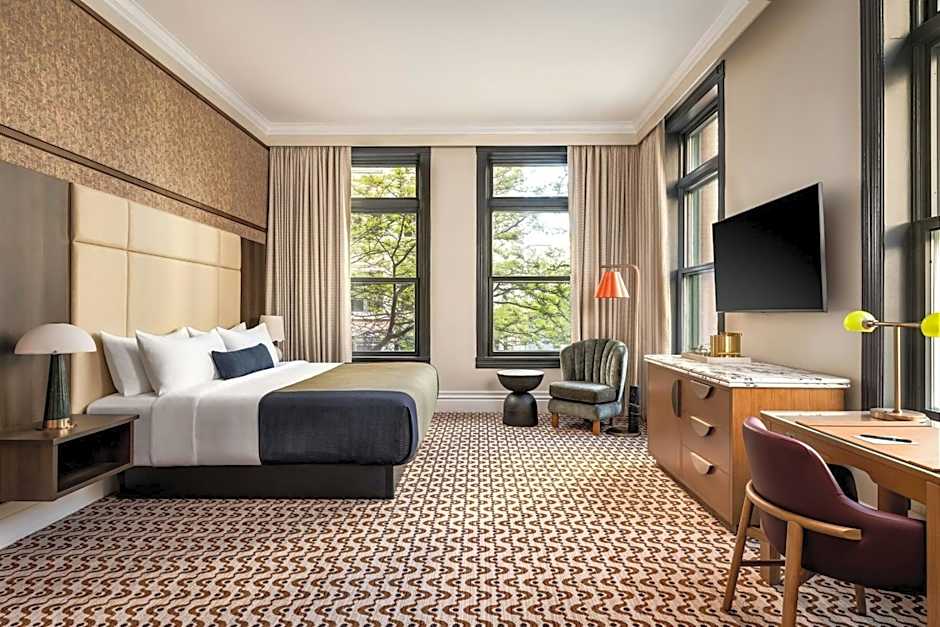 The Louie, A Davenport Hotel, Autograph Collection®