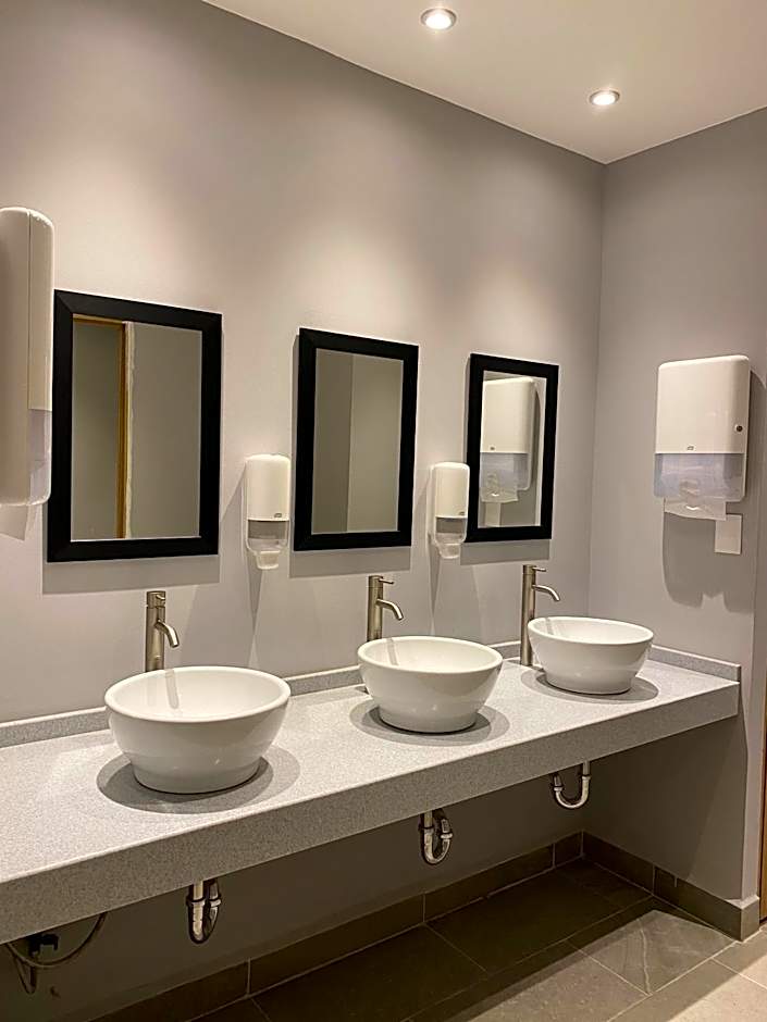 izZzleep WTC Mexico (world trade center Mexico)