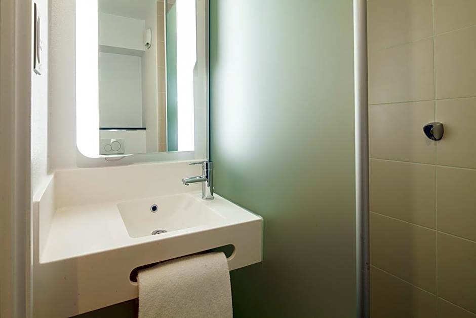 B&B Hôtel PARIS SUD CHATENAY MALABRY