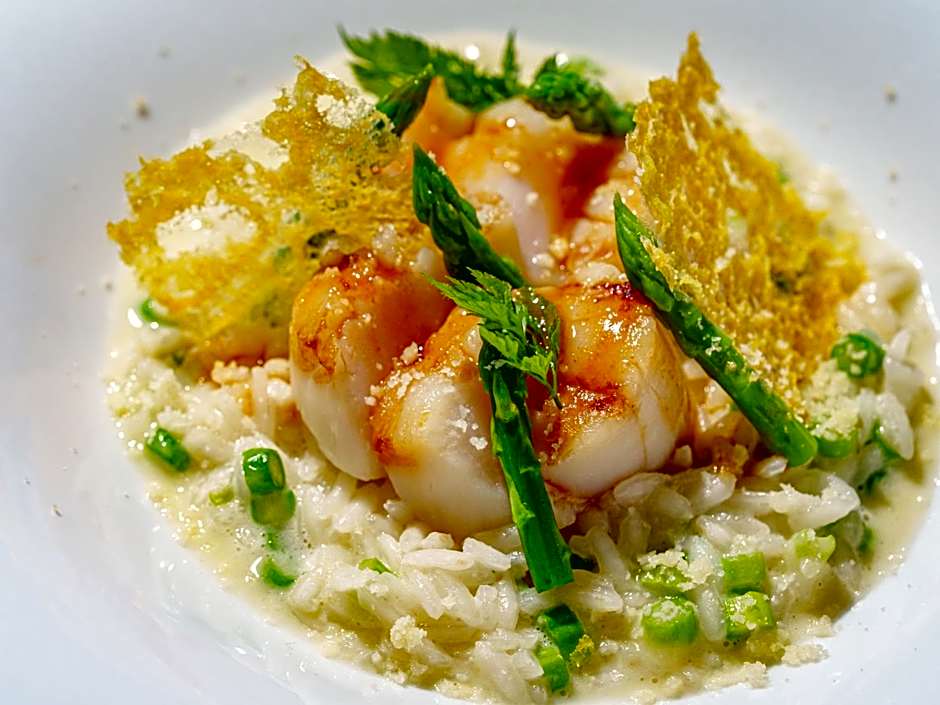 Hotel Shigira Mirage Beach Front