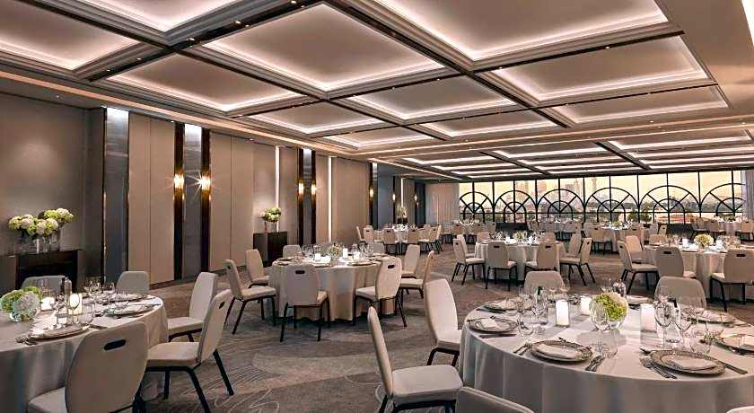 The Ritz-Carlton Abu Dhabi - Grand Canal