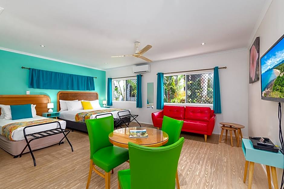 Port Douglas Motel