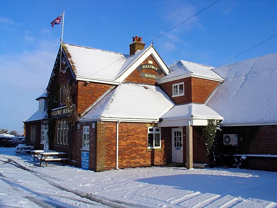 Halfway House Inn Country Lodge