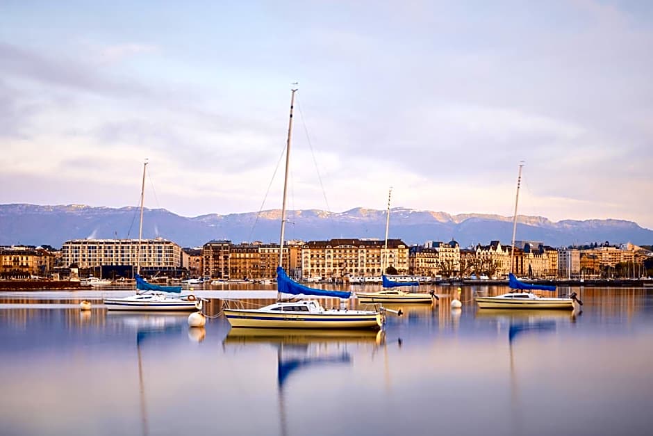 Adina Apartment Hotel Geneva