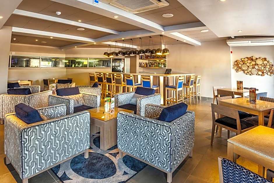 Peermont Metcourt Hotel