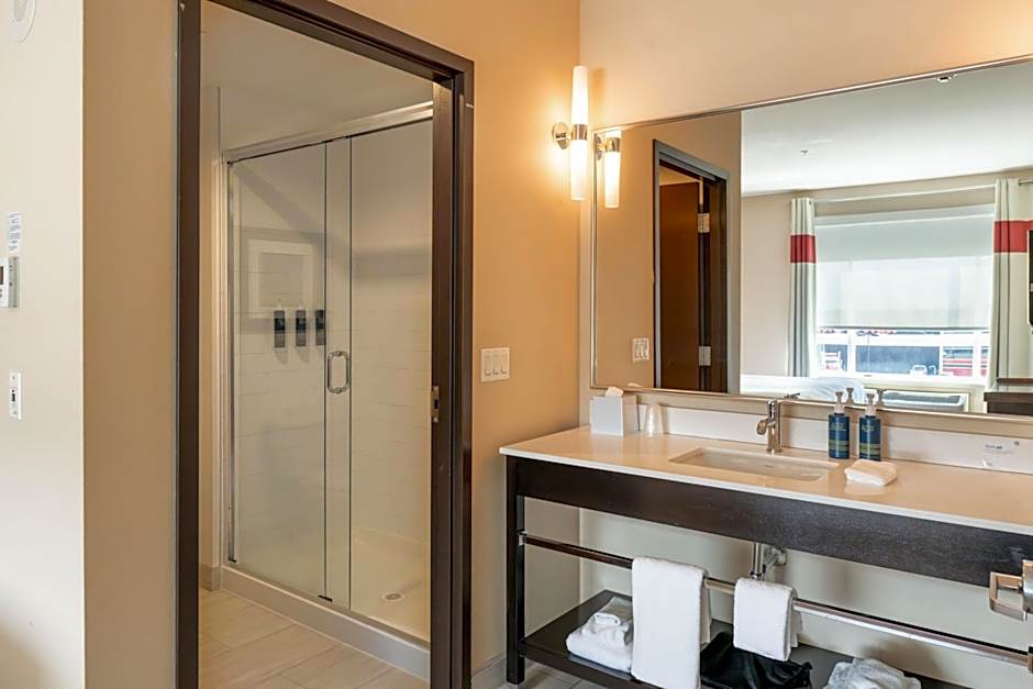 Four Points By Sheraton Edmonton International Airport