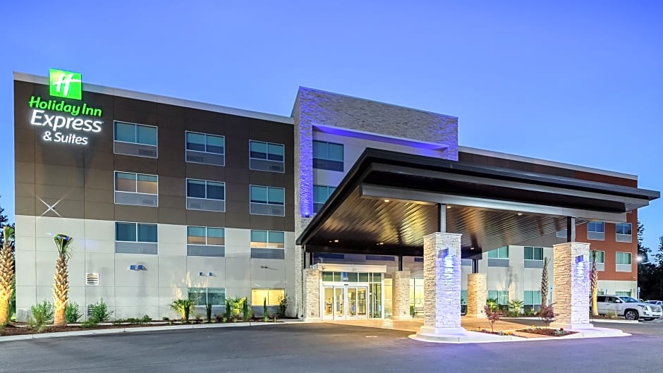 Holiday Inn Express & Suites Latta, an IHG Hotel