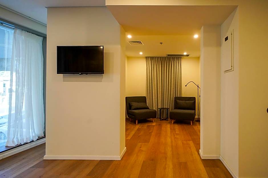 Urbanic Apartments