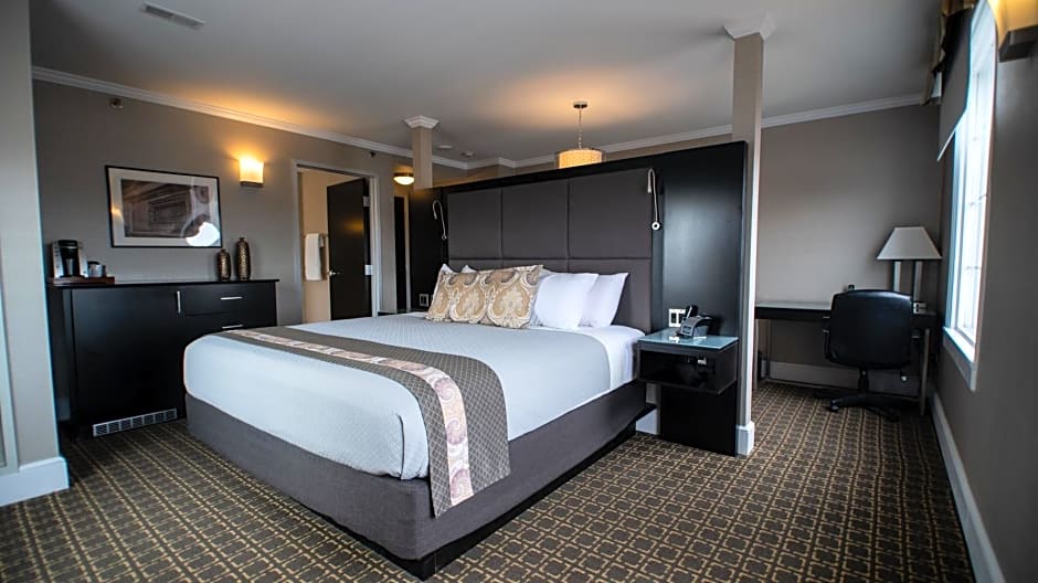 voco The Tiger Hotel, Columbia, MO By IHG