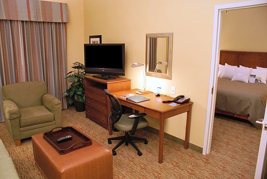 Homewood Suites by Hilton Phoenix Airport South