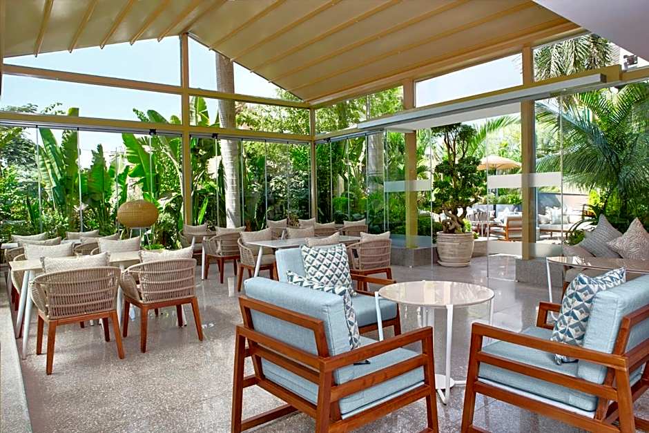 Staybridge Suites & Apartments - Citystars By IHG