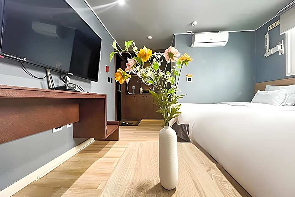 Restia Hotel Suwon Station Branch