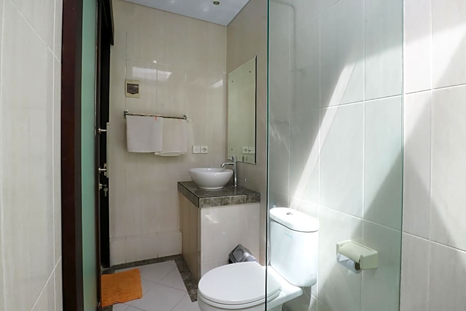 Kondra Premiere Guest House Kuta