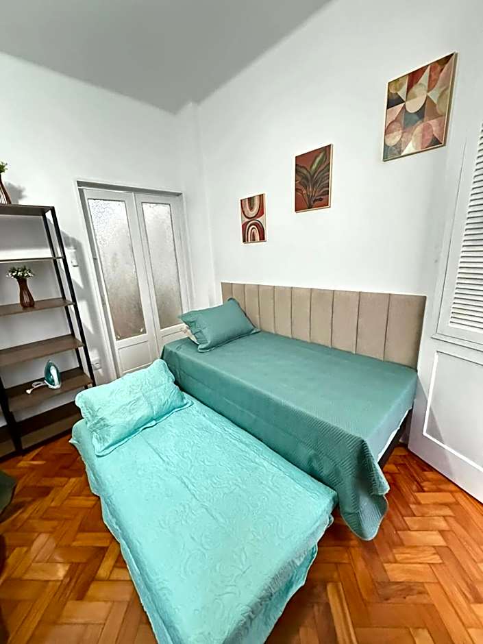 7 Minutos da Praia e Copacabana Palace CM13-503