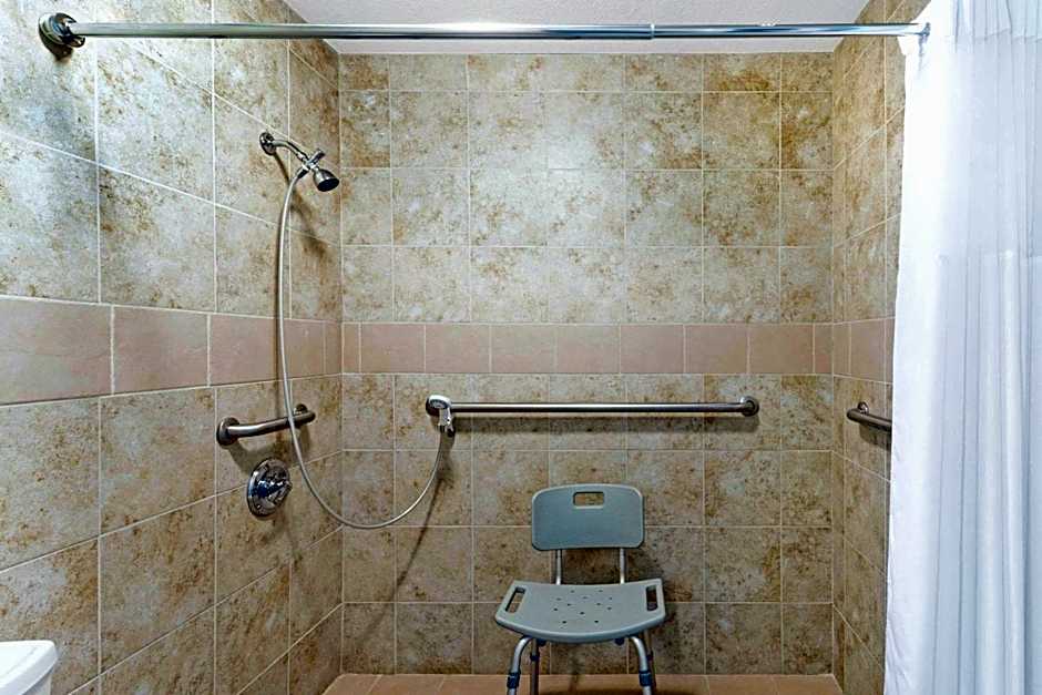 Days Inn by Wyndham Snyder