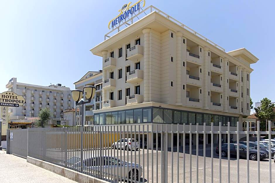 Hotel Metropole