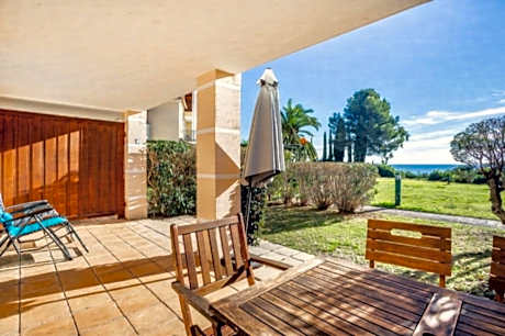 Garden level for 5 people with sea view