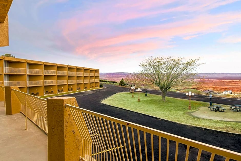 QUALITY INN VIEW OF LAKE POWELL - PAGE