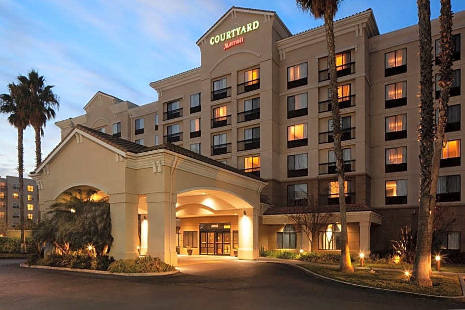 Courtyard by Marriott Newark Silicon Valley