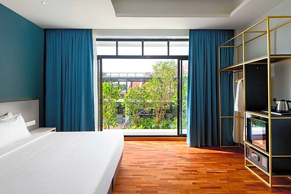 SAVV HOTEL