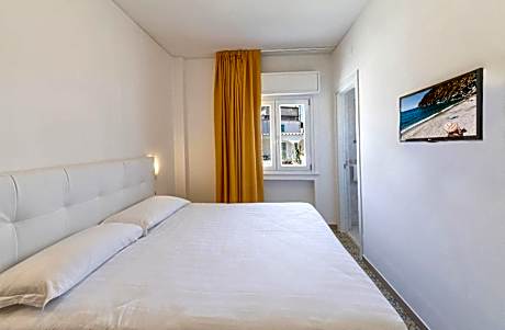 Economy Quadruple Room