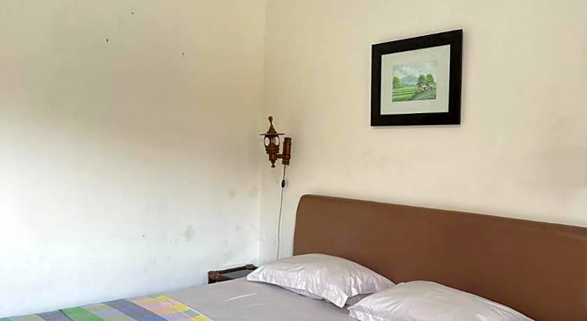 Enny's Guest House