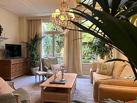 Suite Apartment with privite terras